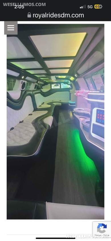 2016 Chrysler 300 Limousine