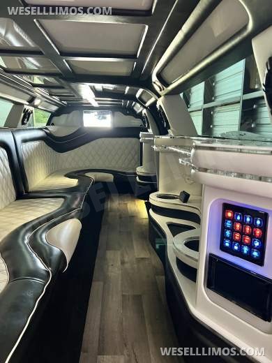 2016 Chrysler 300 Limousine