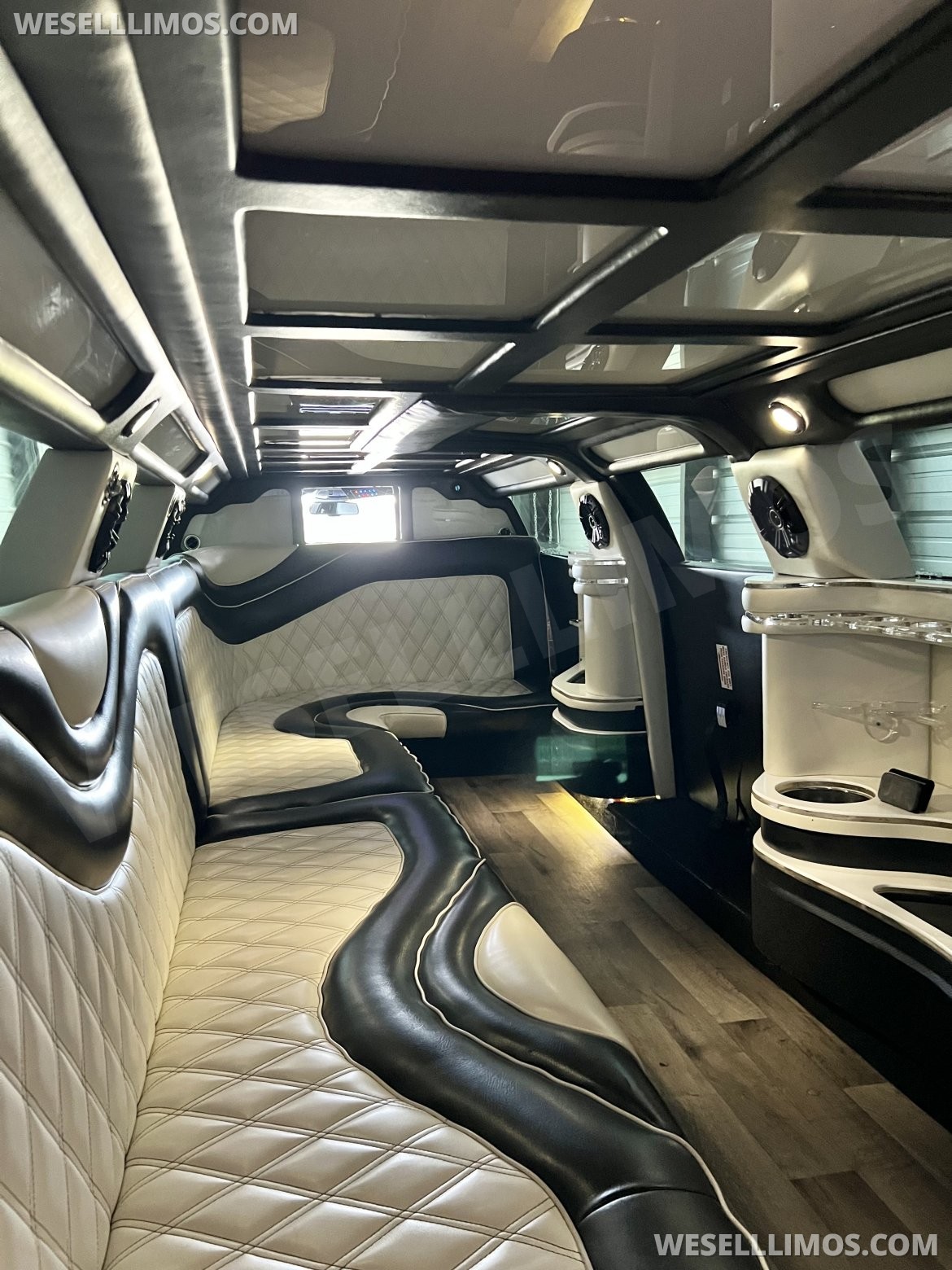 Photo of Limousine for sale: 2016 Chrysler 300 150&quot;