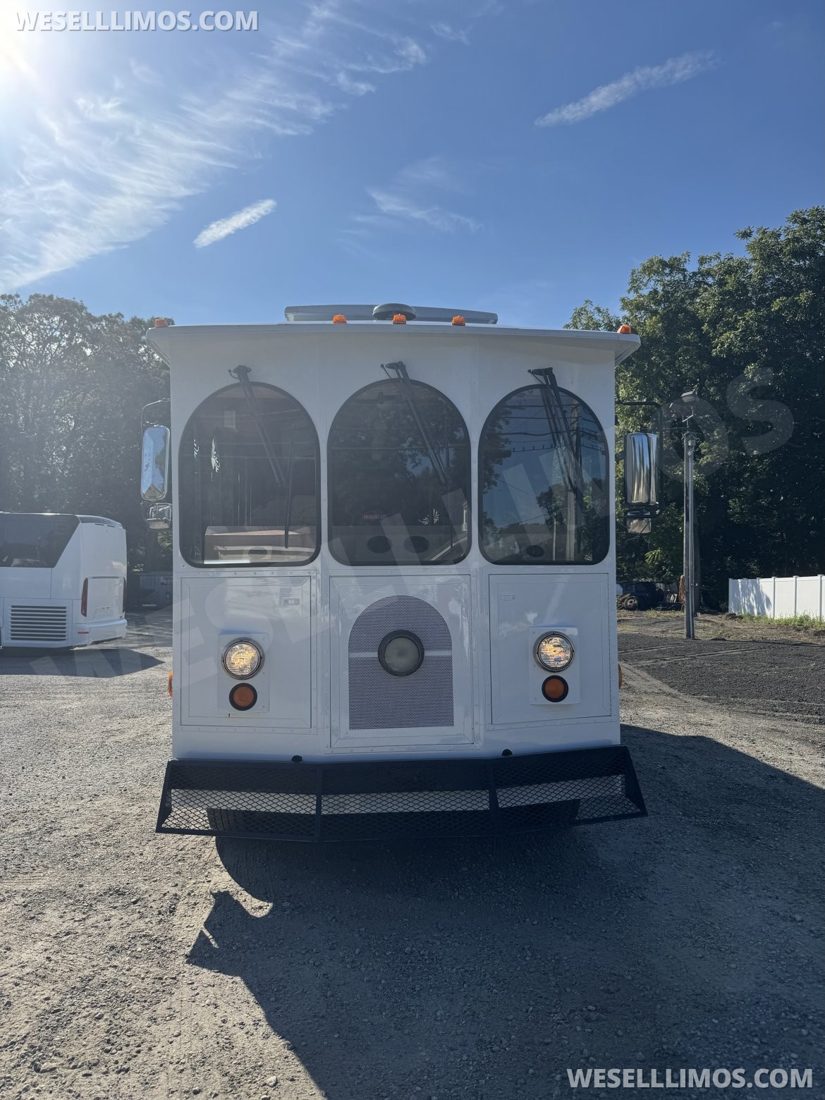 Photo of Trolley for sale: 2006 Ford F53 by Hometown Villager Trolley