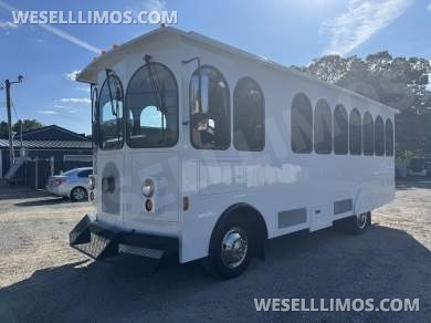 2006 Hometown Villager Ford F53 Trolley