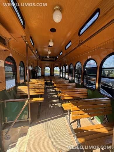 2006 Hometown Villager Ford F53 Trolley