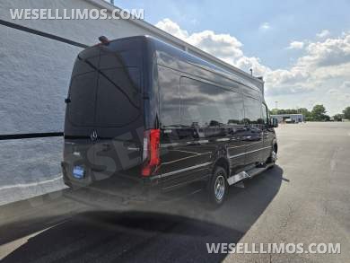 2022 Mercedes-Benz Luxury Sprinter Avenger Series 10 Passenger - Prime-Time Specialty