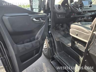 2022 Mercedes-Benz Luxury Sprinter Avenger Series 10 Passenger - Prime-Time Specialty