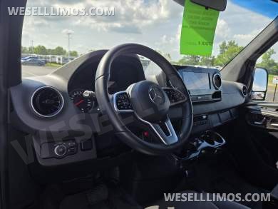 2022 Mercedes-Benz Luxury Sprinter Avenger Series 10 Passenger - Prime-Time Specialty