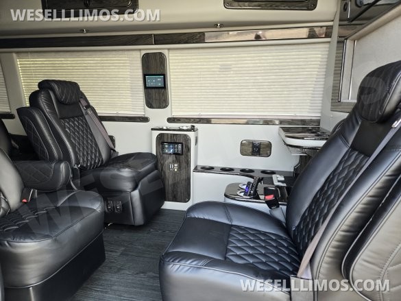 2022 Mercedes-Benz Luxury Sprinter Avenger Series 10 Passenger - Prime-Time Specialty