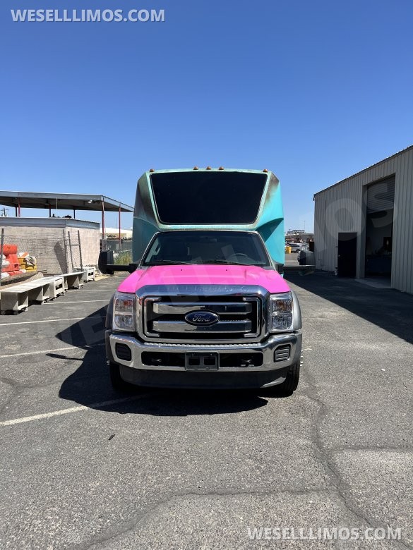 2015 Grech Motors Ford F550 Shuttle Bus