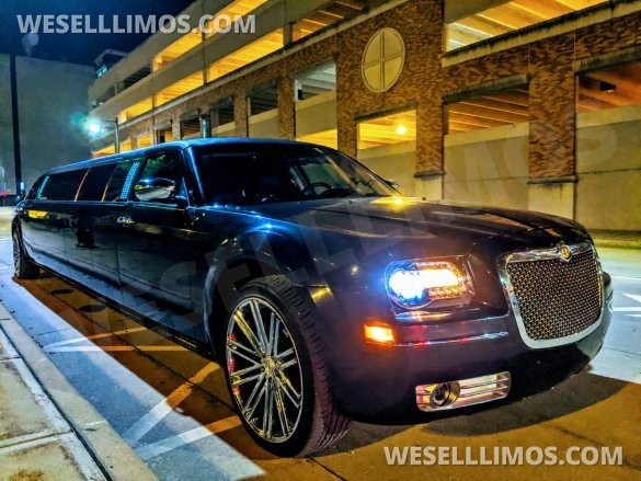 2010 Chrysler 300 Limousine
