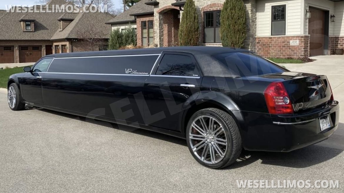 Photo of Limousine for sale: 2010 Chrysler 300 120&quot;