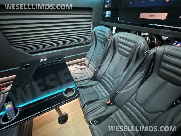 2025  Luxury Shuttle Sprinter - Financing Available For Most Business Owners