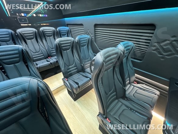 2025  Luxury Shuttle Sprinter - Financing Available For Most Business Owners