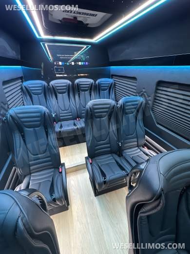 2025  Luxury Shuttle Sprinter - Financing Available For Most Business Owners