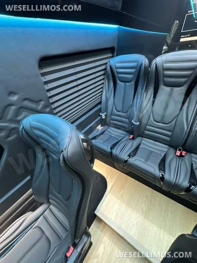 2025  Luxury Shuttle Sprinter - Financing Available For Most Business Owners