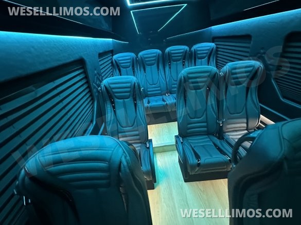 2025  Luxury Shuttle Sprinter - Financing Available For Most Business Owners