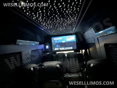 2025  Luxury Shuttle Sprinter - Financing Available For Most Business Owners
