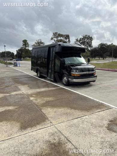 2015 party bus Chevrolet 3500  Limo Bus