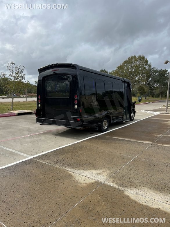 2015 party bus Chevrolet 3500  Limo Bus