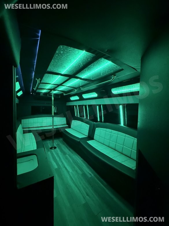 2015 party bus Chevrolet 3500  Limo Bus