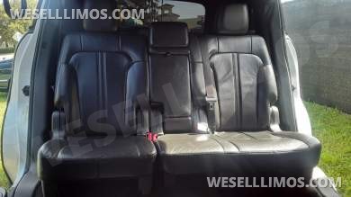 2014 Lincoln MKT Limousine
