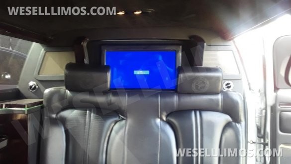 2014 Lincoln MKT Limousine