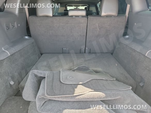 2014 Lincoln MKT Limousine