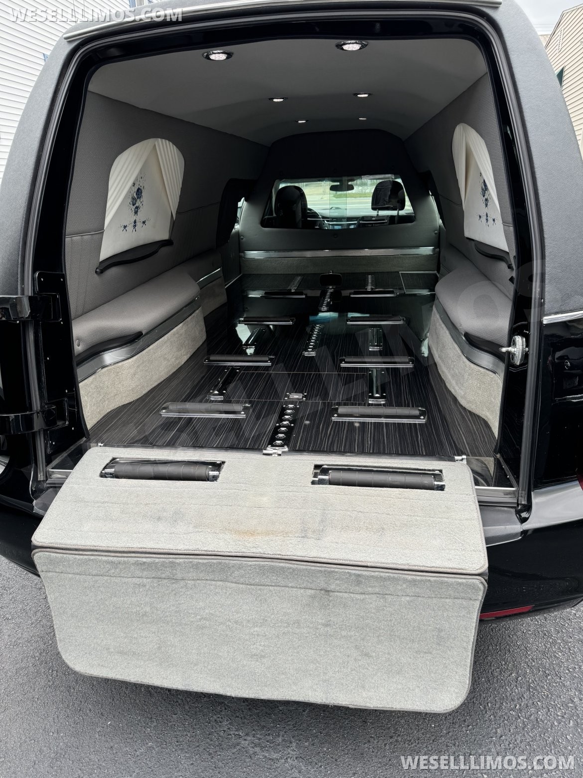 Photo of Funeral for sale: 2014 Cadillac XTS 22" by Heritage