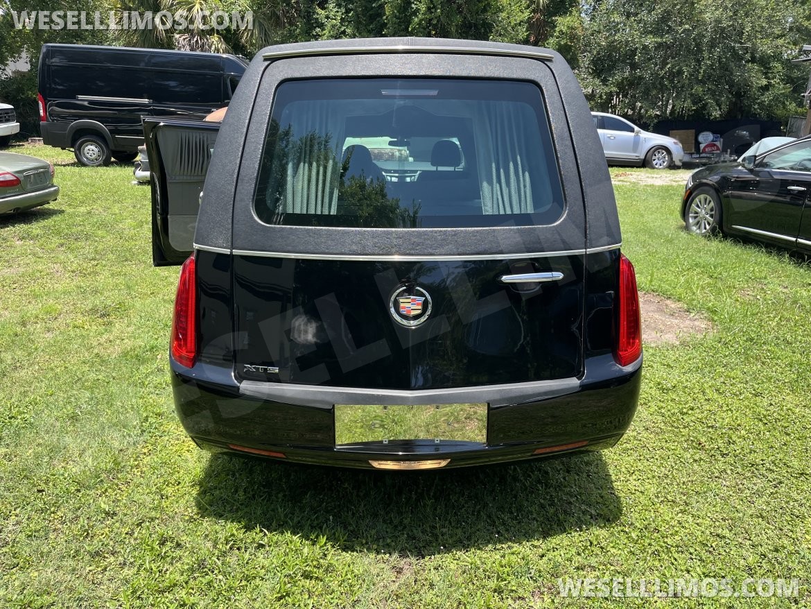 Photo of Funeral for sale: 2014 Cadillac XTS 22" by Heritage