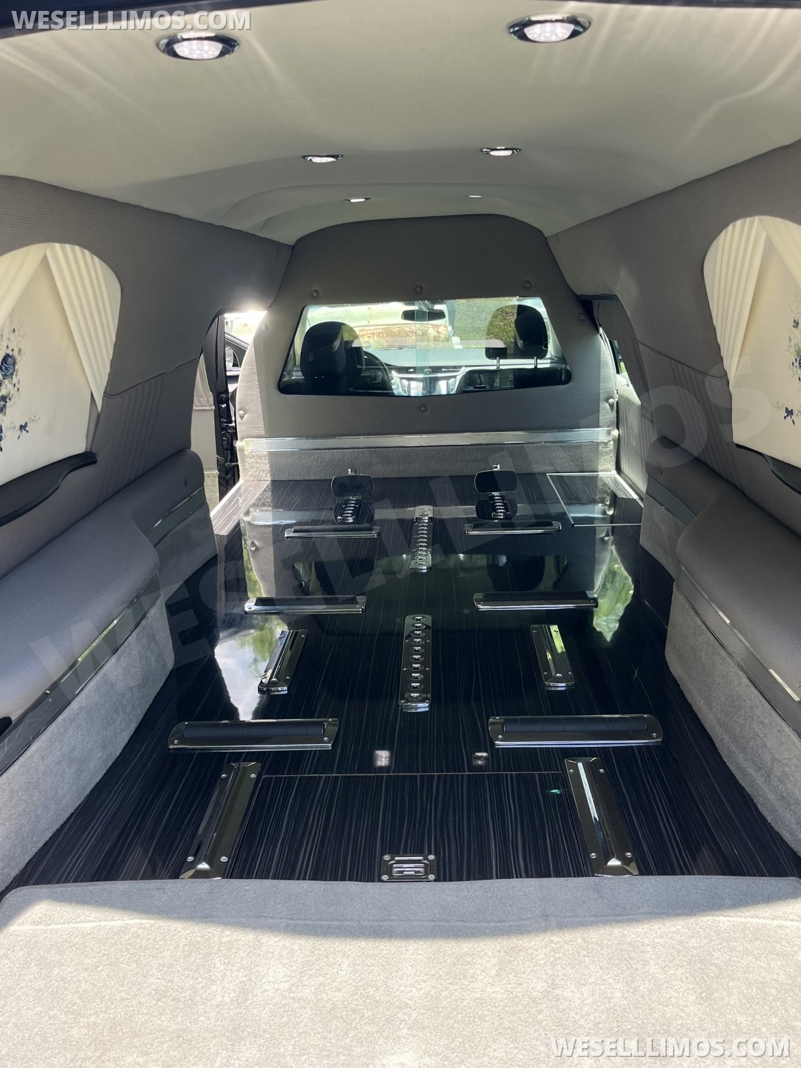 Photo of Funeral for sale: 2014 Cadillac XTS 22" by Heritage