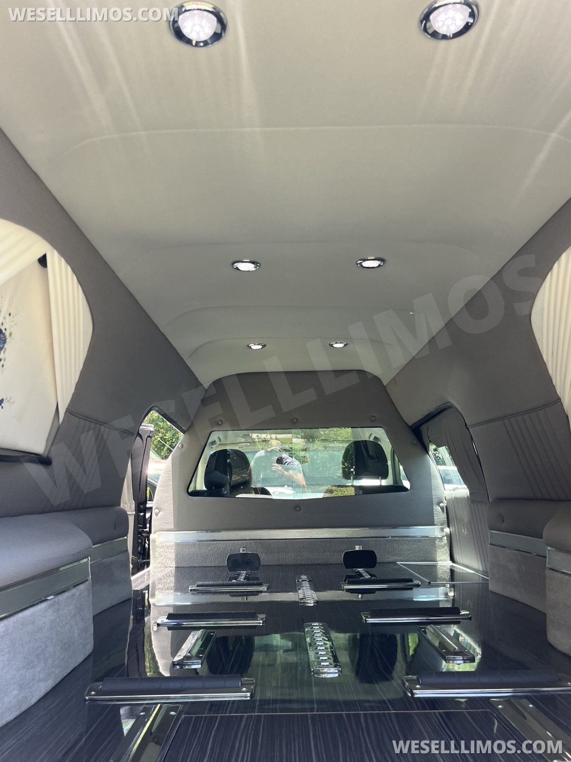 Photo of Funeral for sale: 2014 Cadillac XTS 22" by Heritage