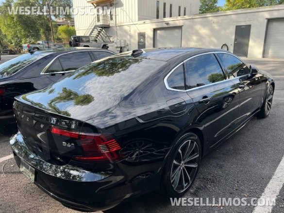 2022 Volvo S90 Sedan