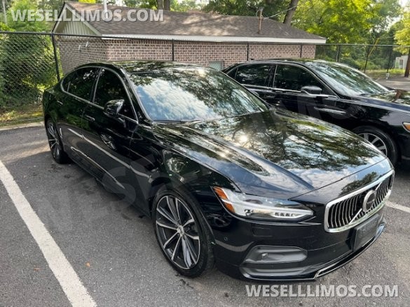 2022 Volvo S90 Sedan