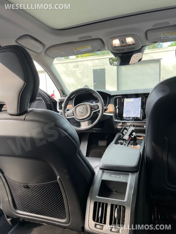 2022 Volvo S90 Sedan