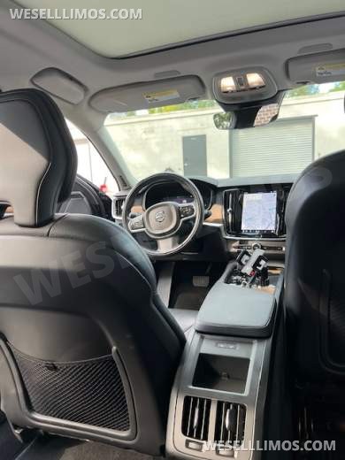 2022 Volvo S90 Sedan