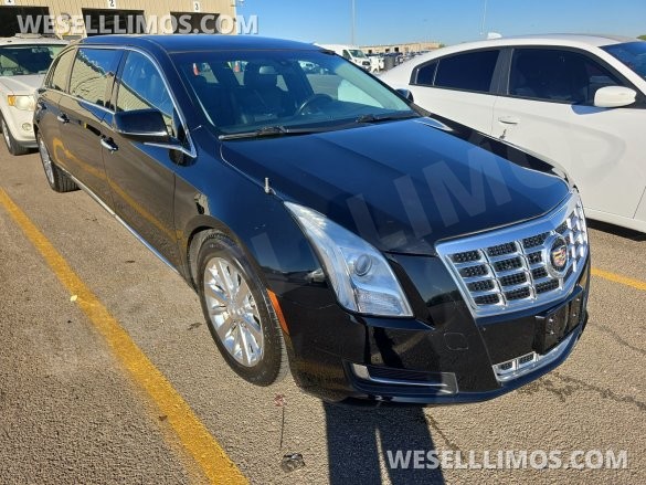 2014 Cadillac XTS Limousine