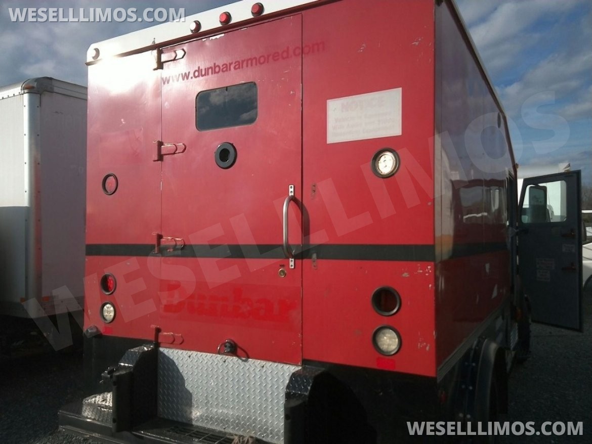 Photo of Limousine for sale: 2001 International Armored 21"