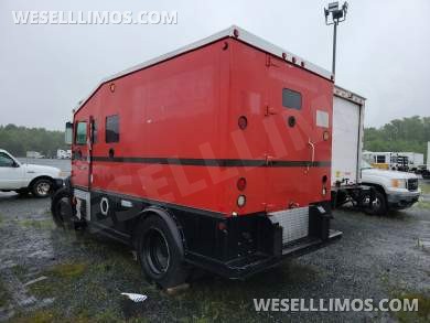 Wow - Rare Find - A 2001 Armored International Brinks Truck - Turn Into A Limo - Limousine for Sale in St Marys, GA - Photo 4