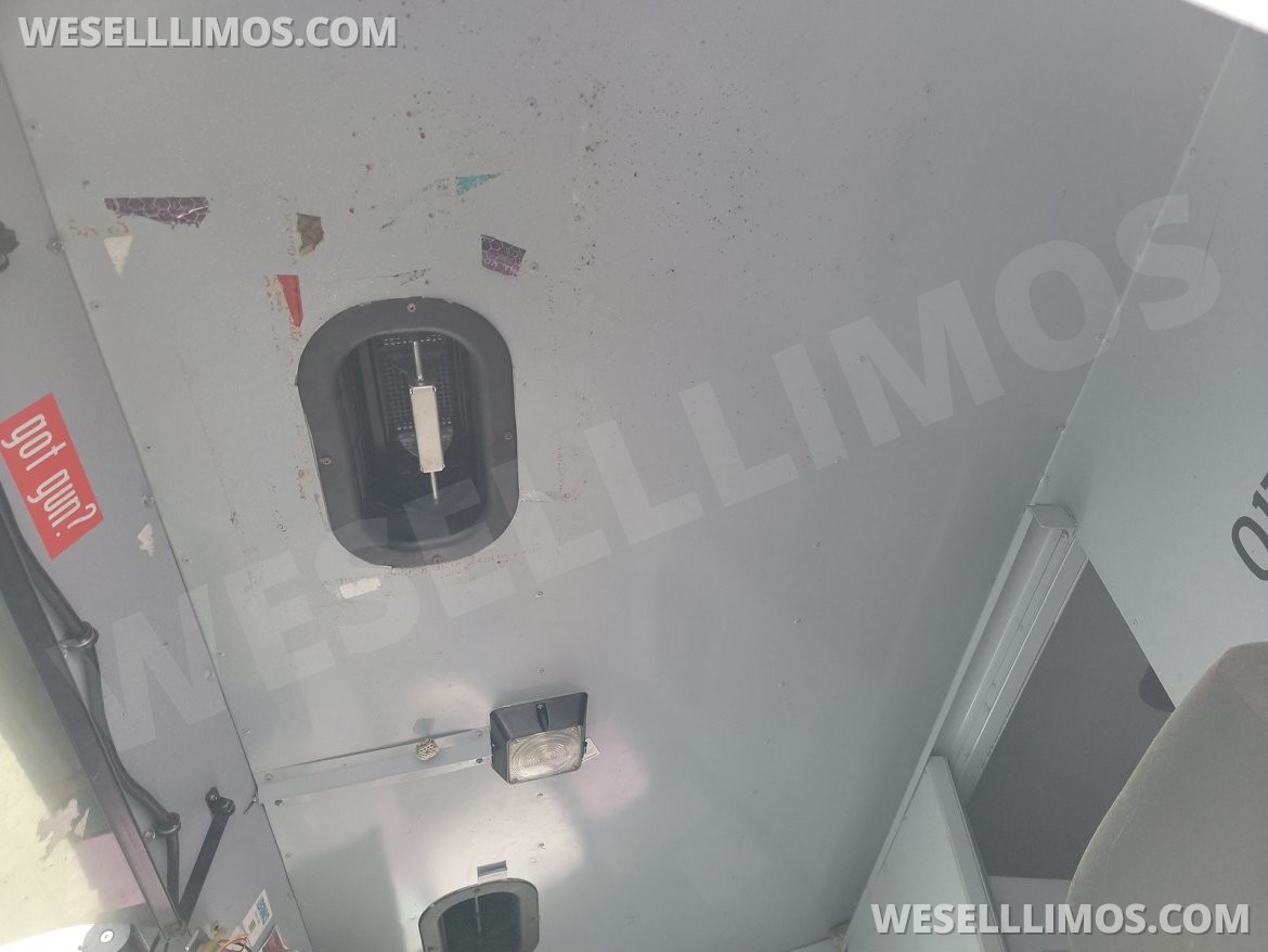 Photo of Limousine for sale: 2001 International Armored 21"