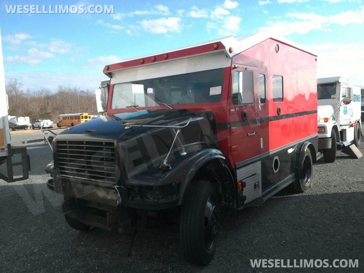 Photo of Limousine for sale: 2001 International Armored 21"