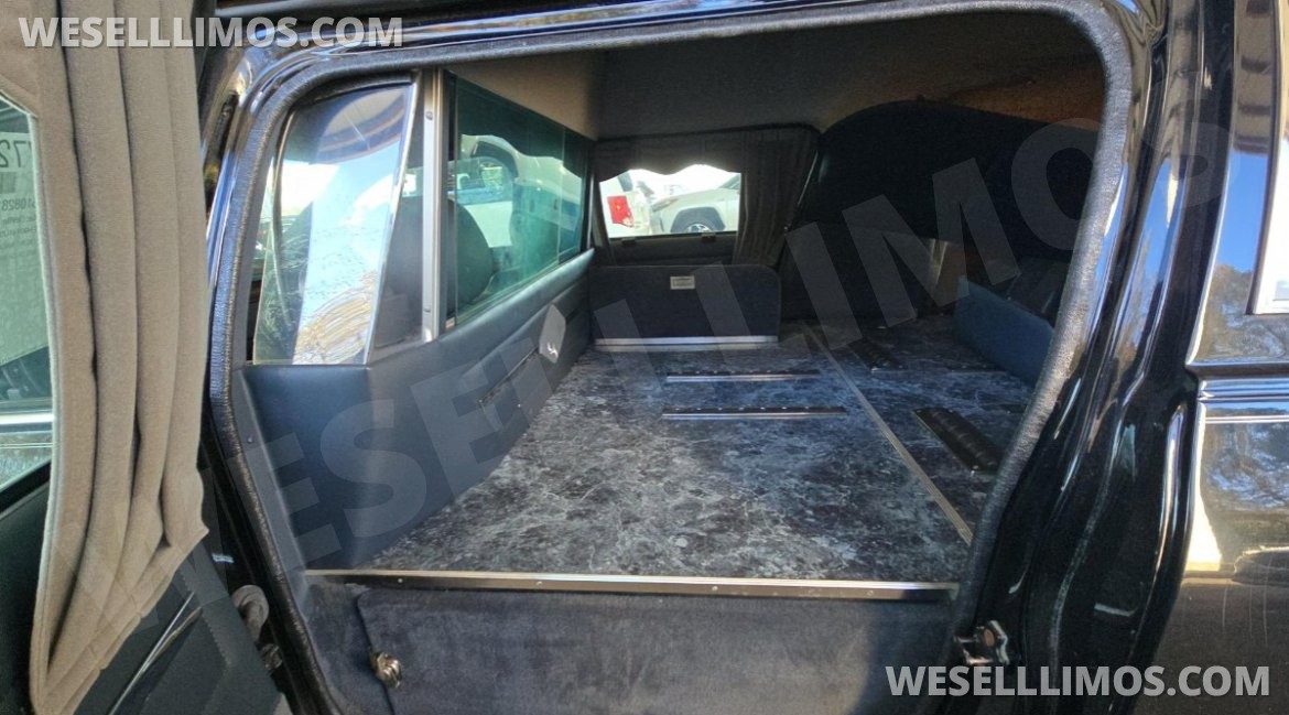 Photo of Funeral for sale: 2001 Cadillac Deville 21"
