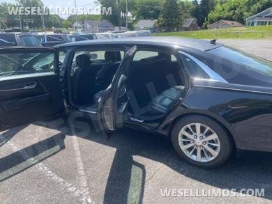 2014 Cadillac XTS 6 Door Limo - Seats 9 Big People - Only 38k Miles - Limousine for Sale in St Marys, GA - Photo 5