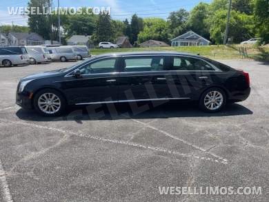 2014 Cadillac XTS 6 Door Limo - Seats 9 Big People - Only 38k Miles - Limousine for Sale in St Marys, GA - Photo 8