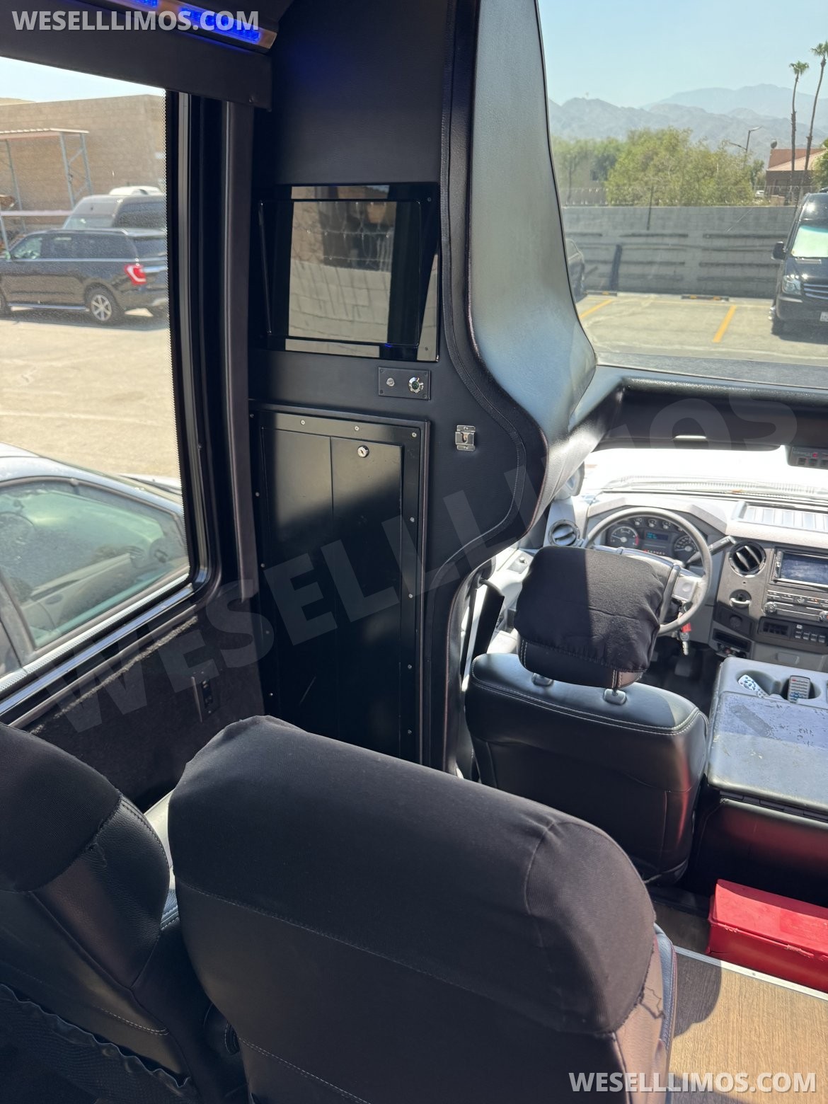 Photo of Shuttle Bus for sale: 2016 Ford F550 33&quot; by Grech Motors