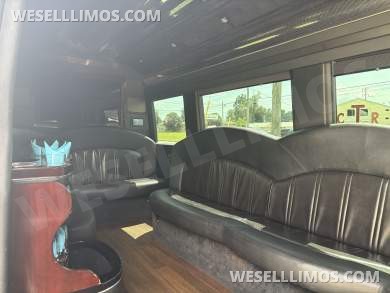 2013 Executive Coach Builders Mercedes-Benz 3500 Sprinter