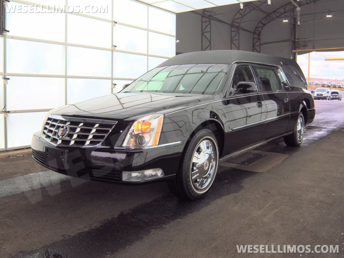 Funeral for sale: 2011 Cadillac DeVille 22"