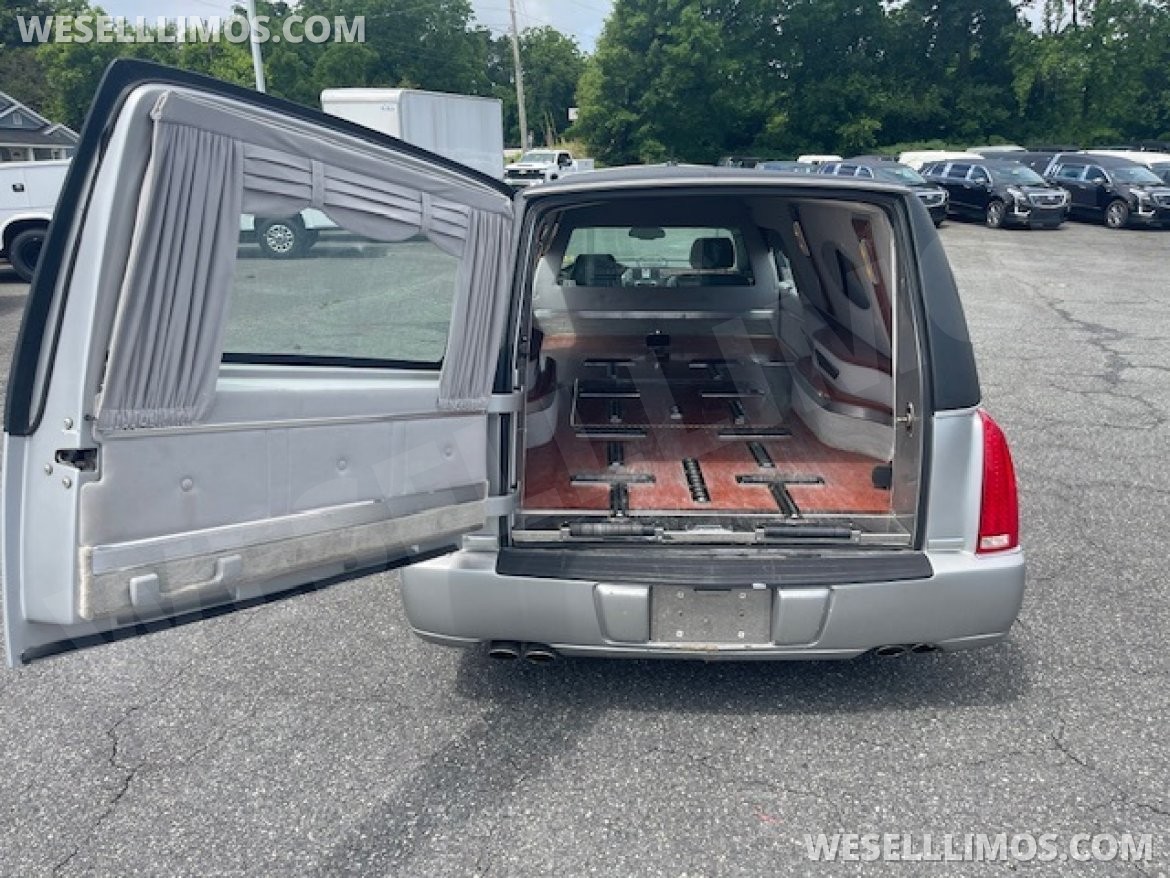 Photo of Funeral for sale: 2007 Cadillac DTS 22" by S&S