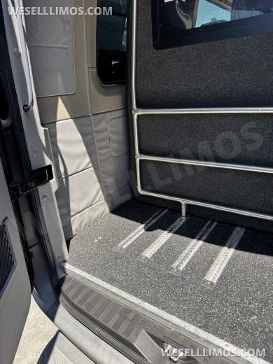 2017 smartliner Mercedes-Benz sprinter 2500 high top Sprinter