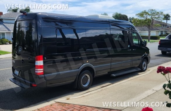 2017 smartliner Mercedes-Benz sprinter 2500 high top Sprinter