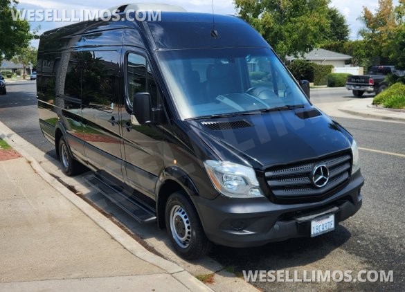 2017 smartliner Mercedes-Benz sprinter 2500 high top Sprinter