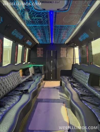 2016 Grech body by First Class Coachworks Riverside CA 58k Miles E450 Limo Bus Black or white