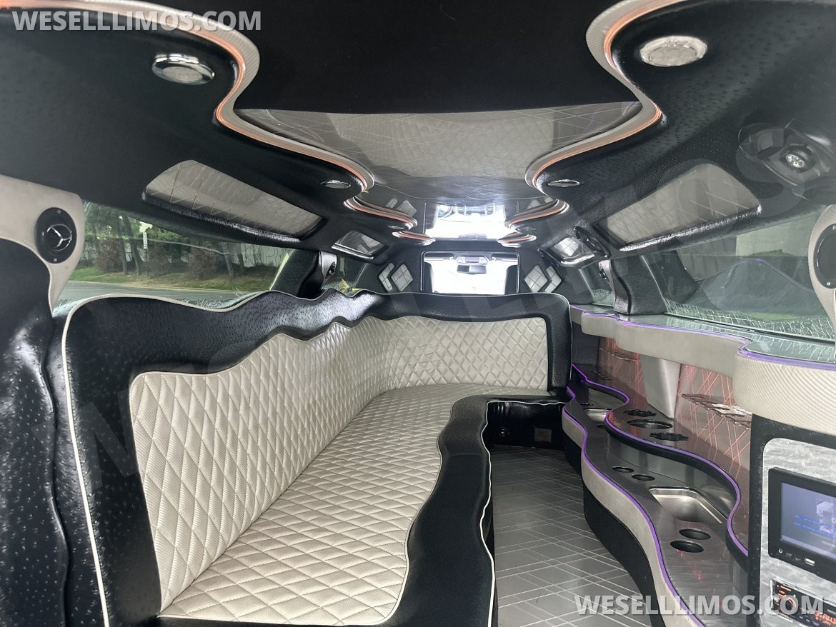 Photo of Limousine for sale: 2013 Chrysler 300 140" by MOONLIGHT